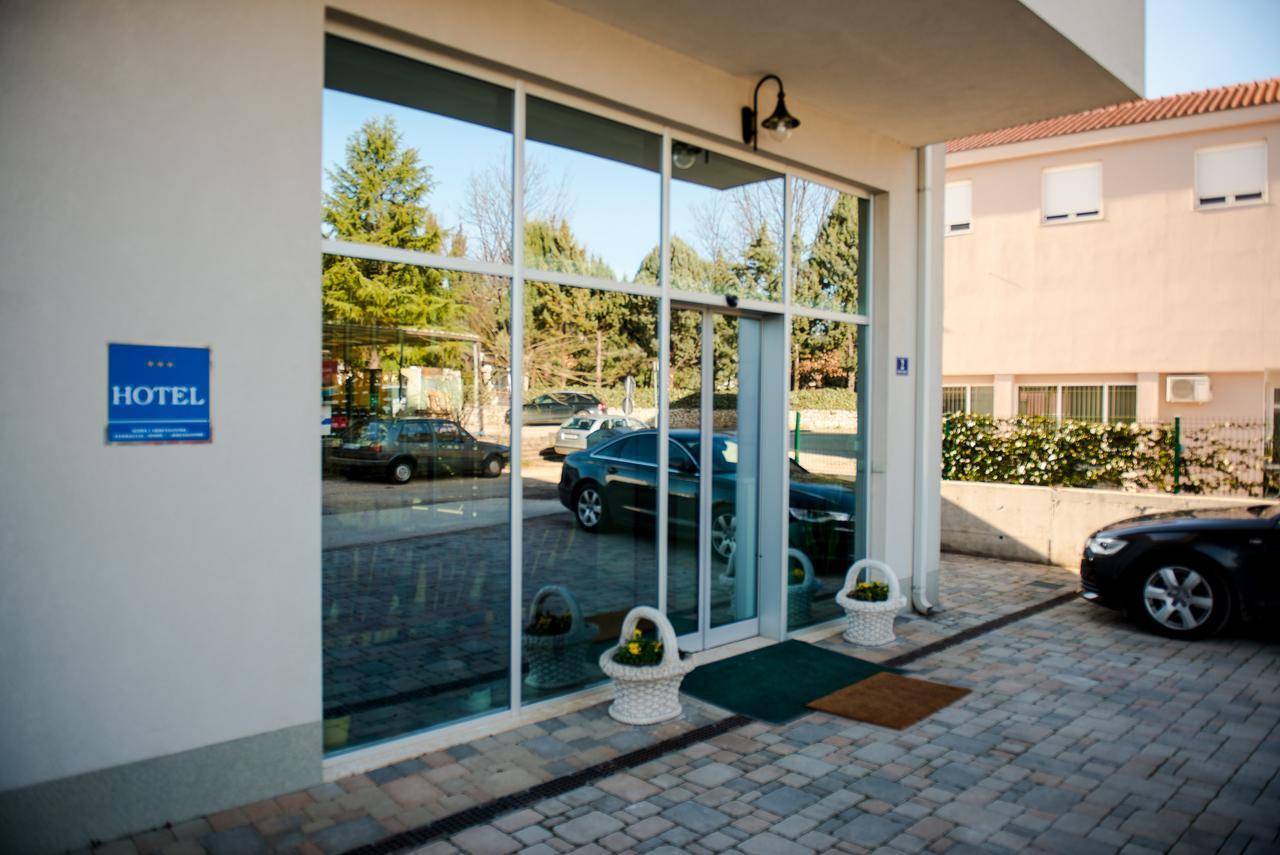 Hotel Pervan Medjugorje Exterior photo