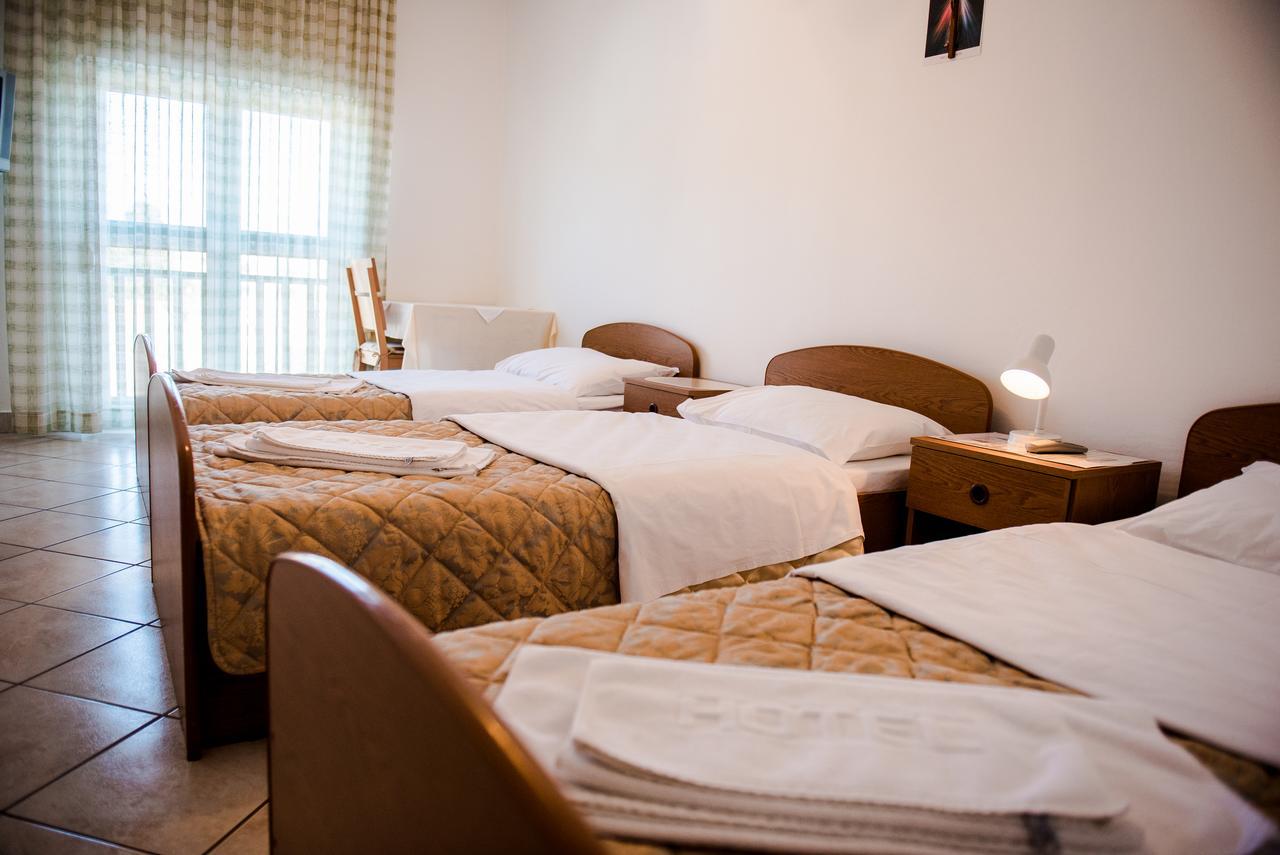 Hotel Pervan Medjugorje Exterior photo