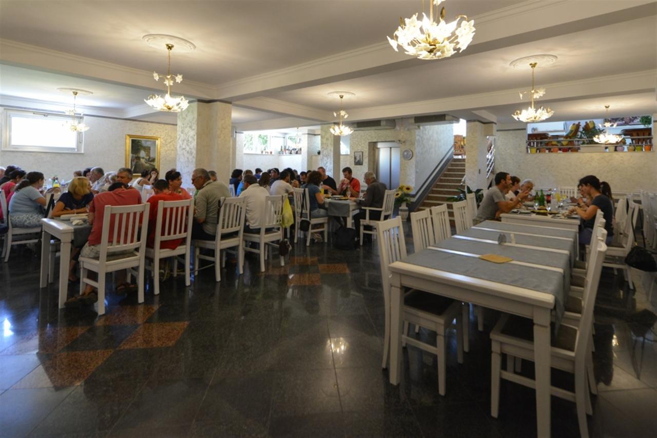Hotel Pervan Medjugorje Exterior photo